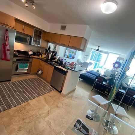 Comfortable Room In The Brickell City Center Area Маями Екстериор снимка
