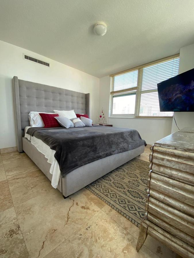 Comfortable Room In The Brickell City Center Area Маями Екстериор снимка