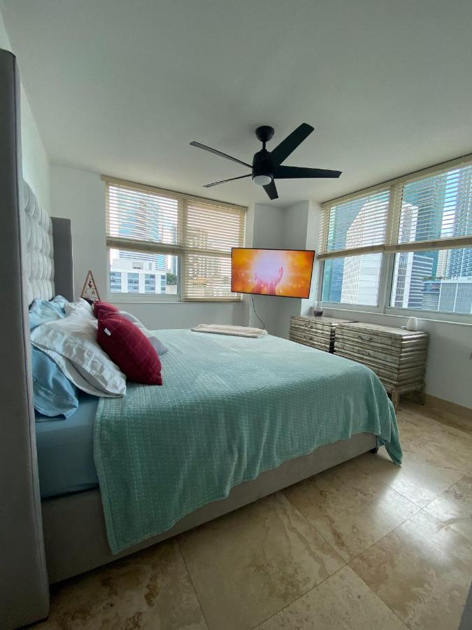 Comfortable Room In The Brickell City Center Area Маями Екстериор снимка