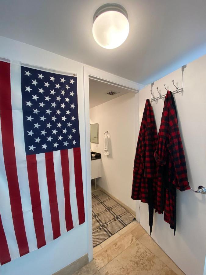 Comfortable Room In The Brickell City Center Area Маями Екстериор снимка