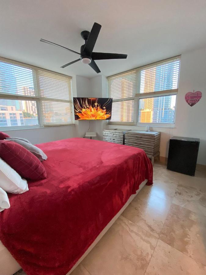 Comfortable Room In The Brickell City Center Area Маями Екстериор снимка