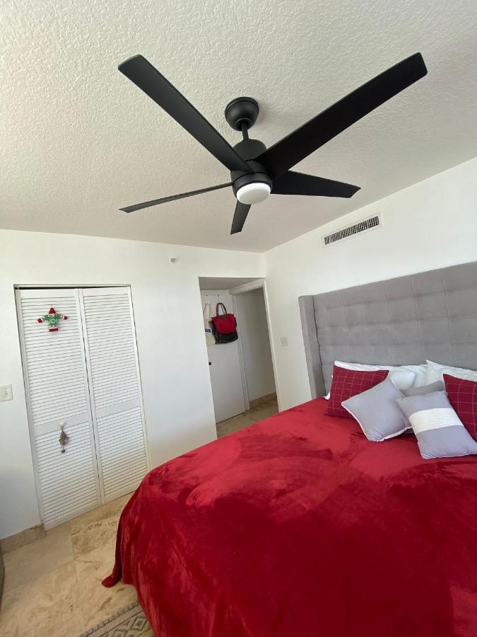 Comfortable Room In The Brickell City Center Area Маями Екстериор снимка