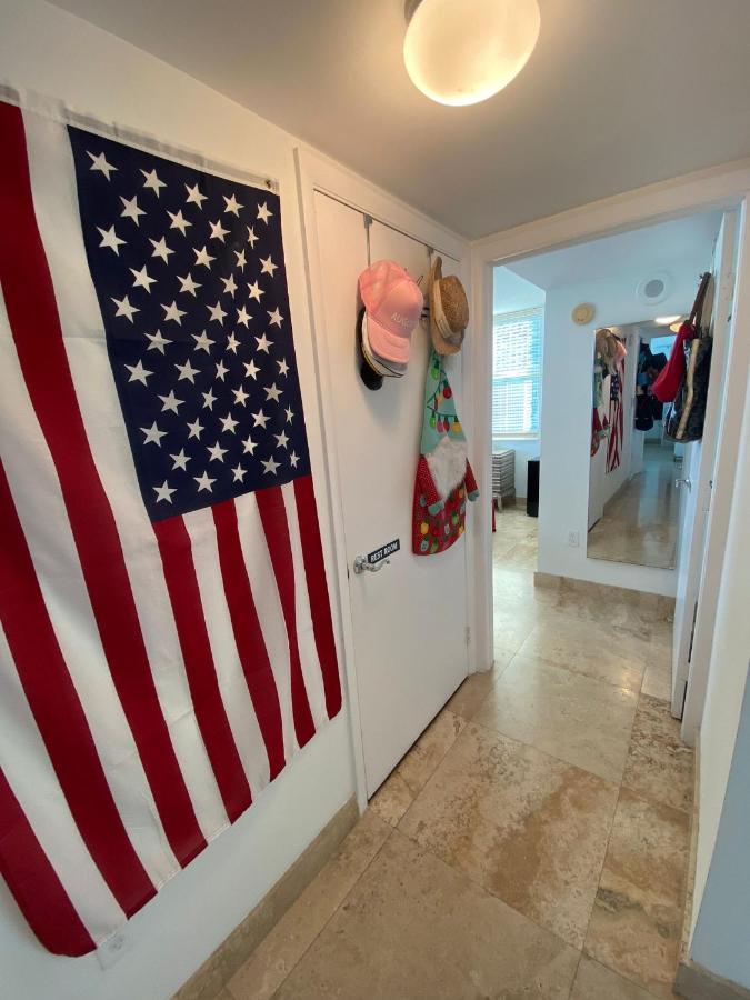 Comfortable Room In The Brickell City Center Area Маями Екстериор снимка