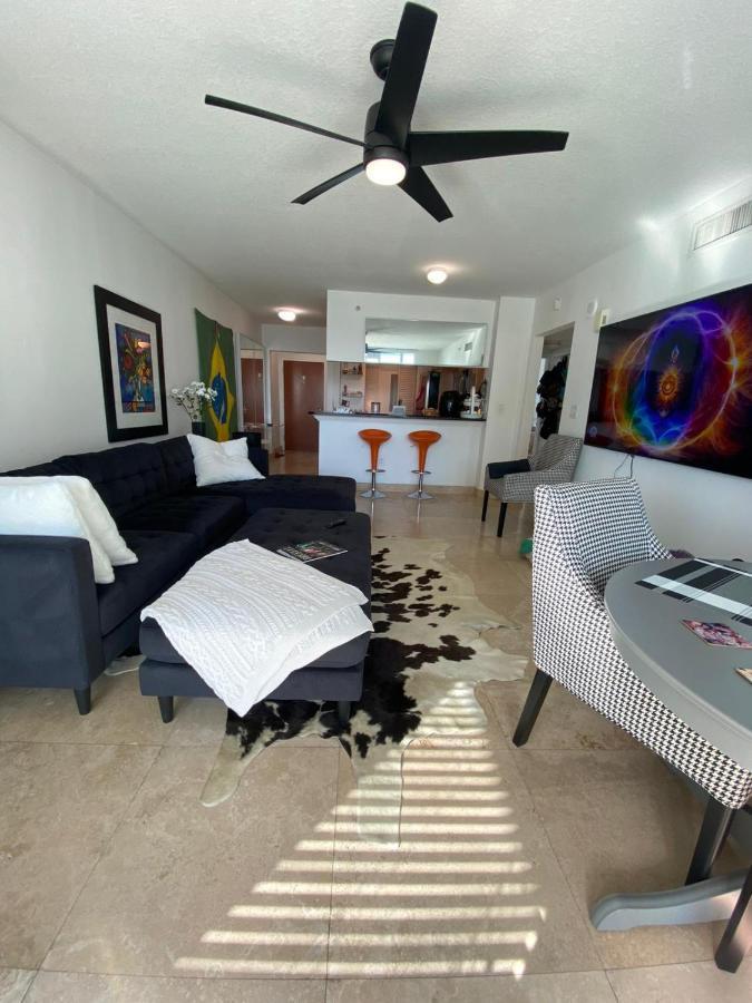Comfortable Room In The Brickell City Center Area Маями Екстериор снимка